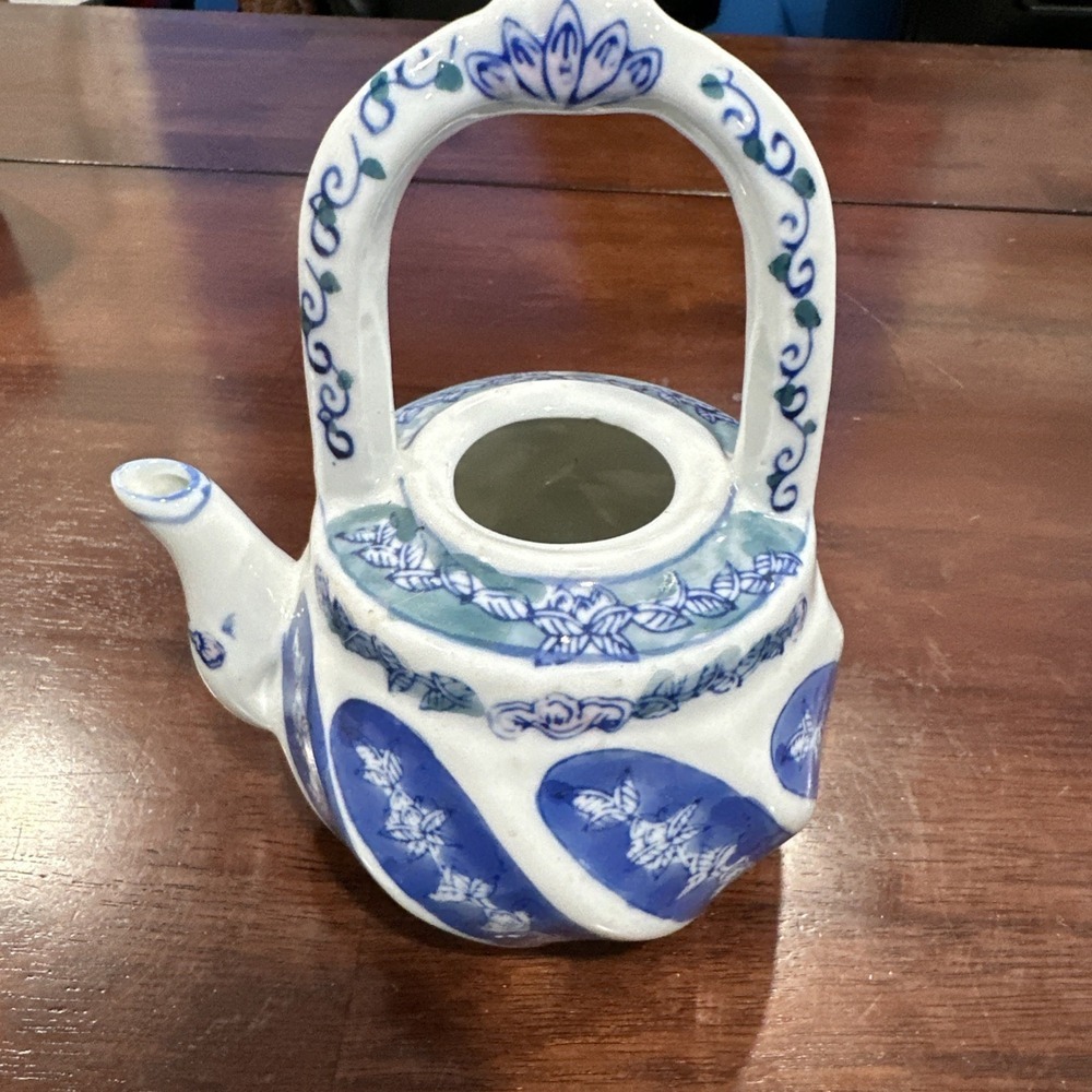 Vintage Blue‎ Floral Tea Pot Missing Kid Used As A Flower Pot
